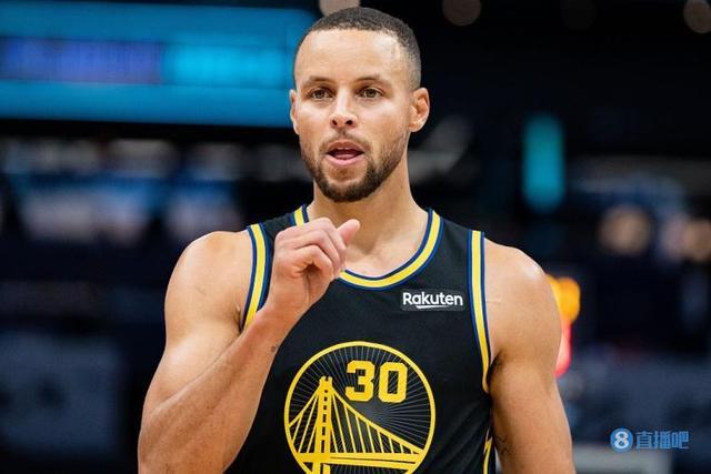 【lpl战报】JDG 2-0 TT：Yagao招牌佐伊轻取TT JDG成功晋级季后赛